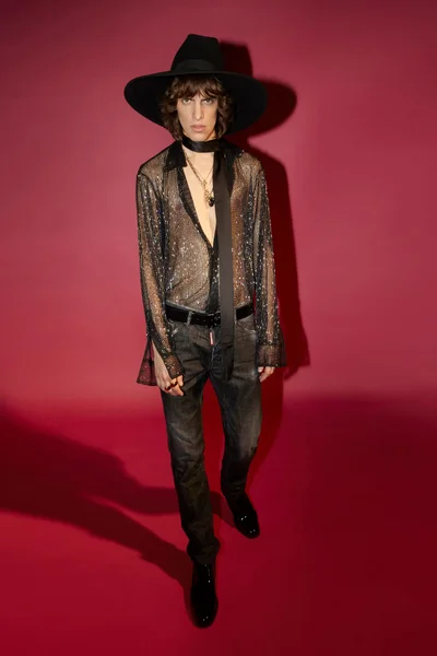 Look 29